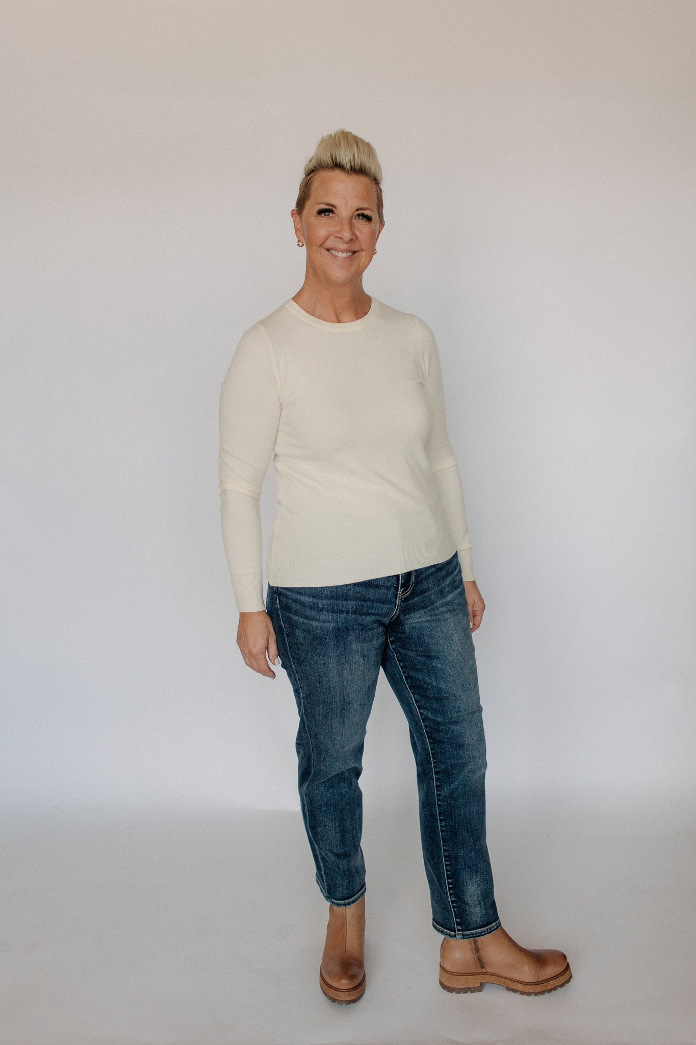 ESTHER CLASSIC SWEATER