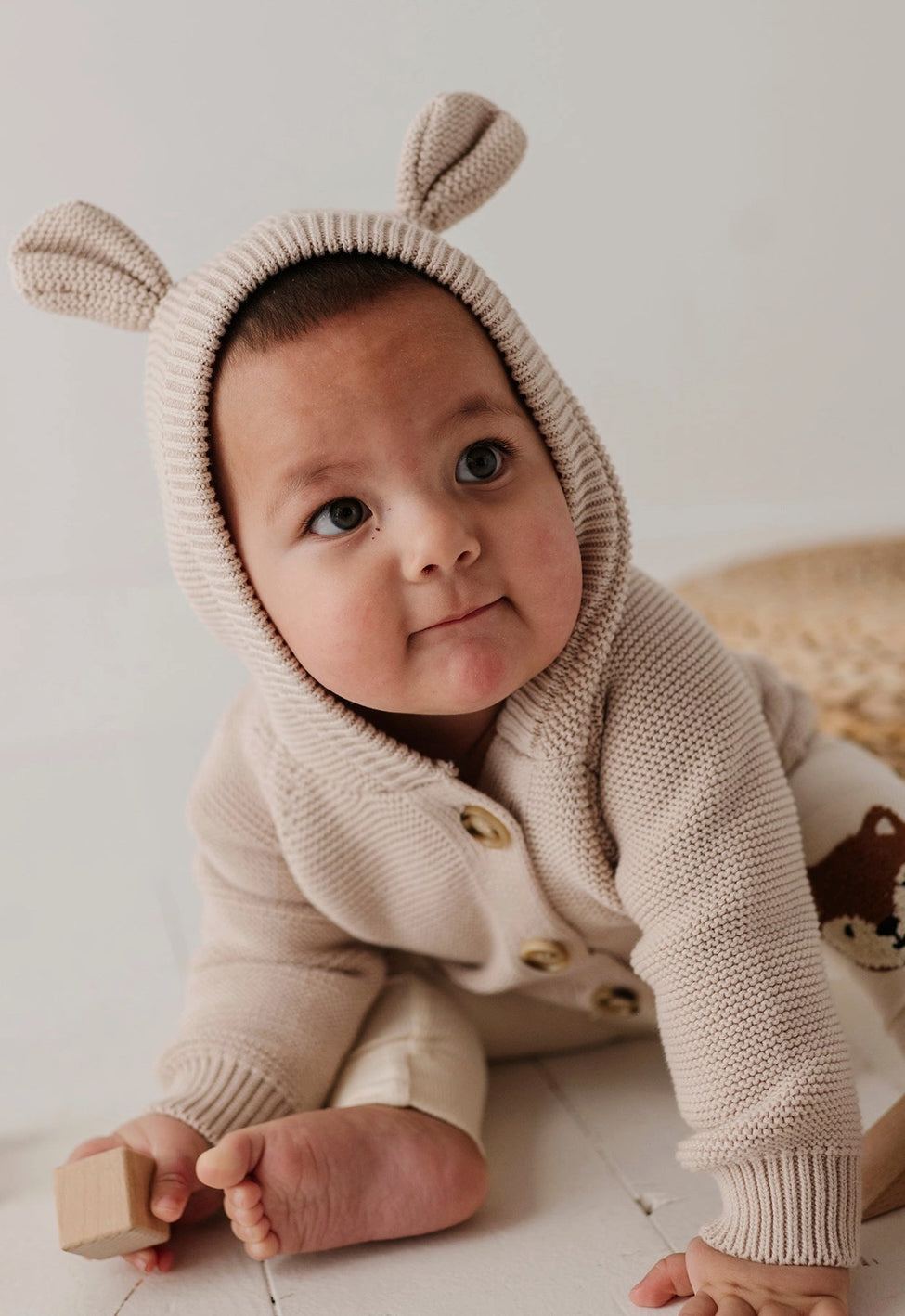 KNIT BABY HOODIE-SAND