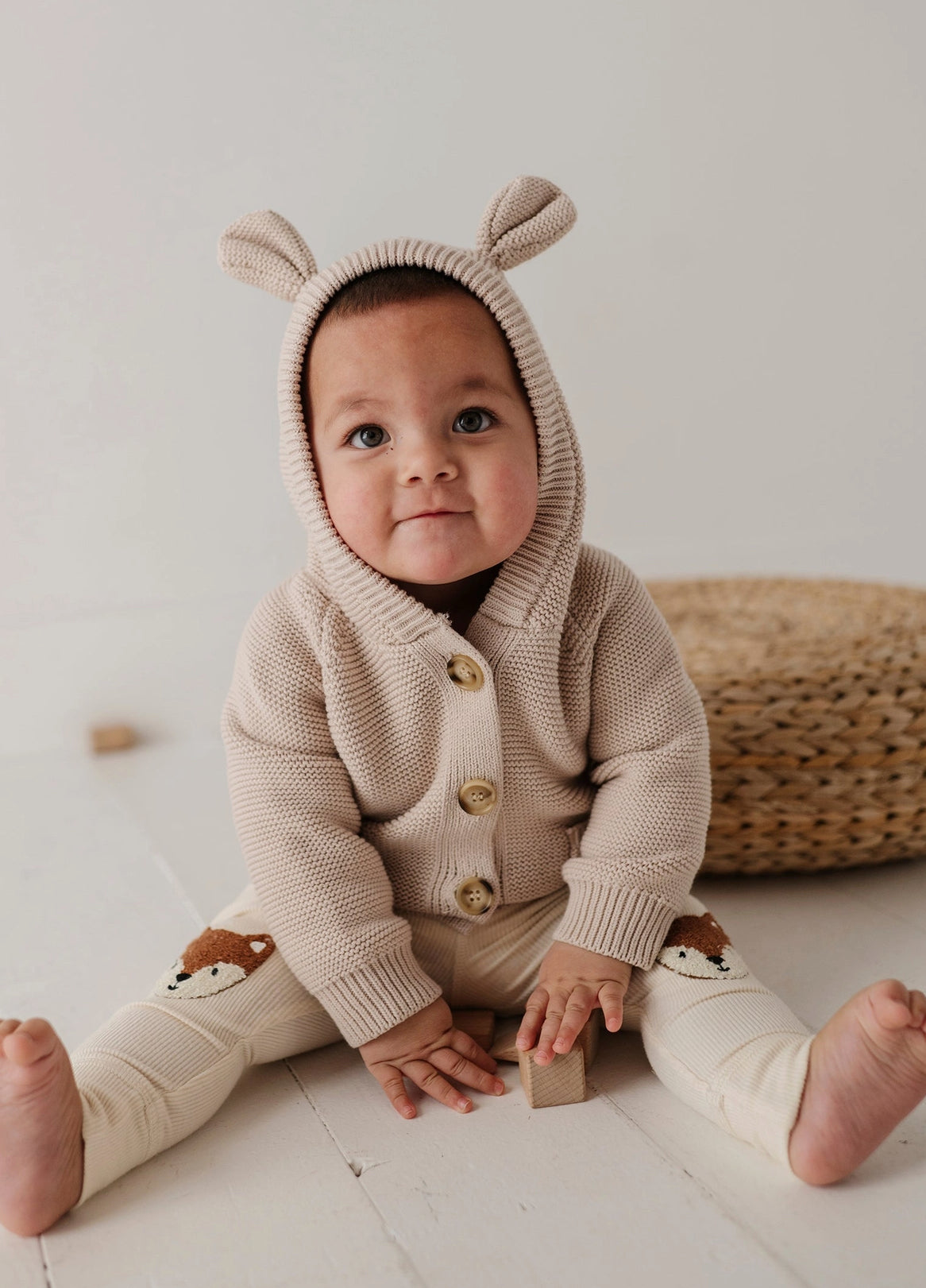 KNIT BABY HOODIE-SAND