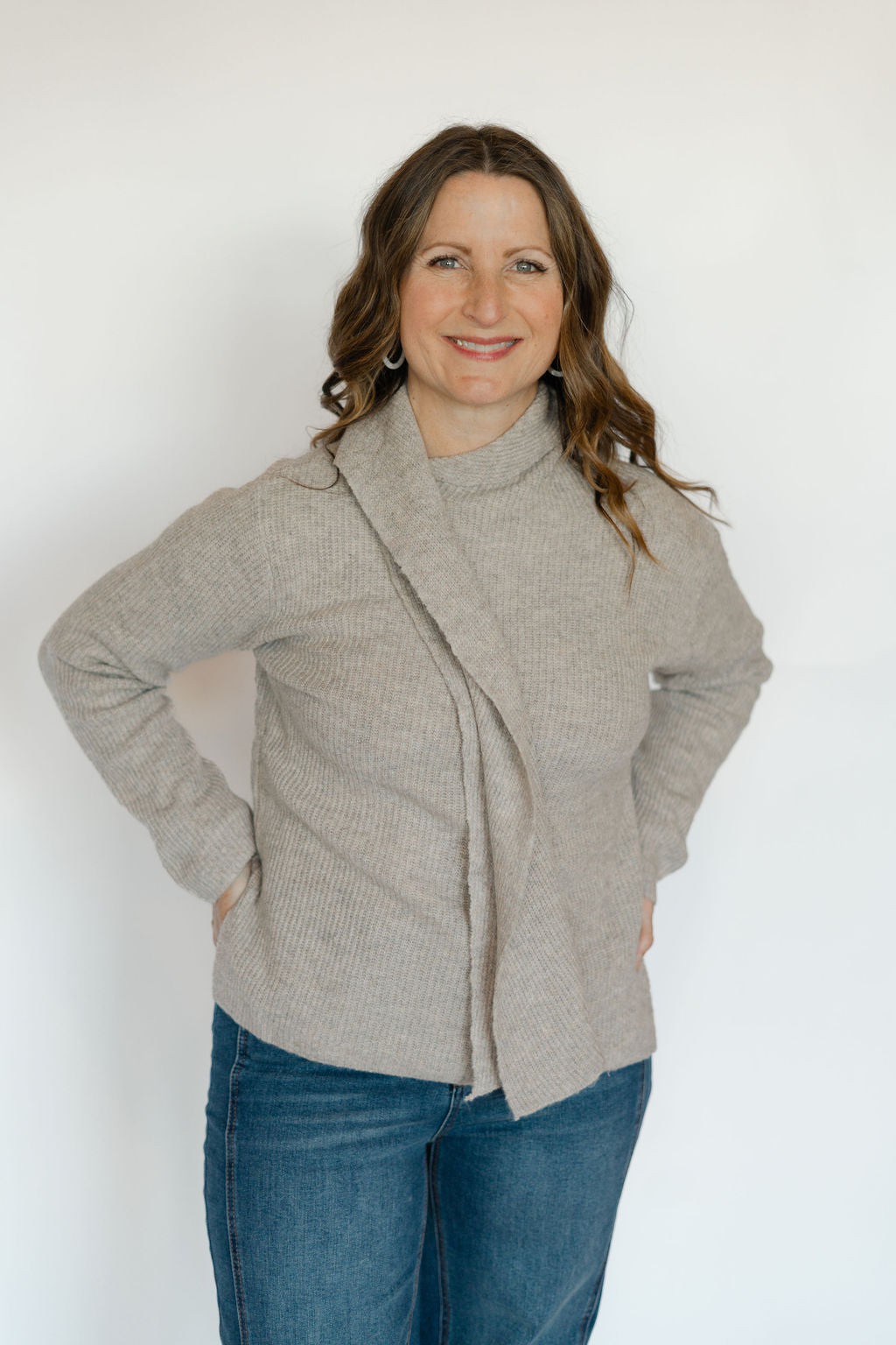 DARCEY SWEATER-FEATHER TAUPE