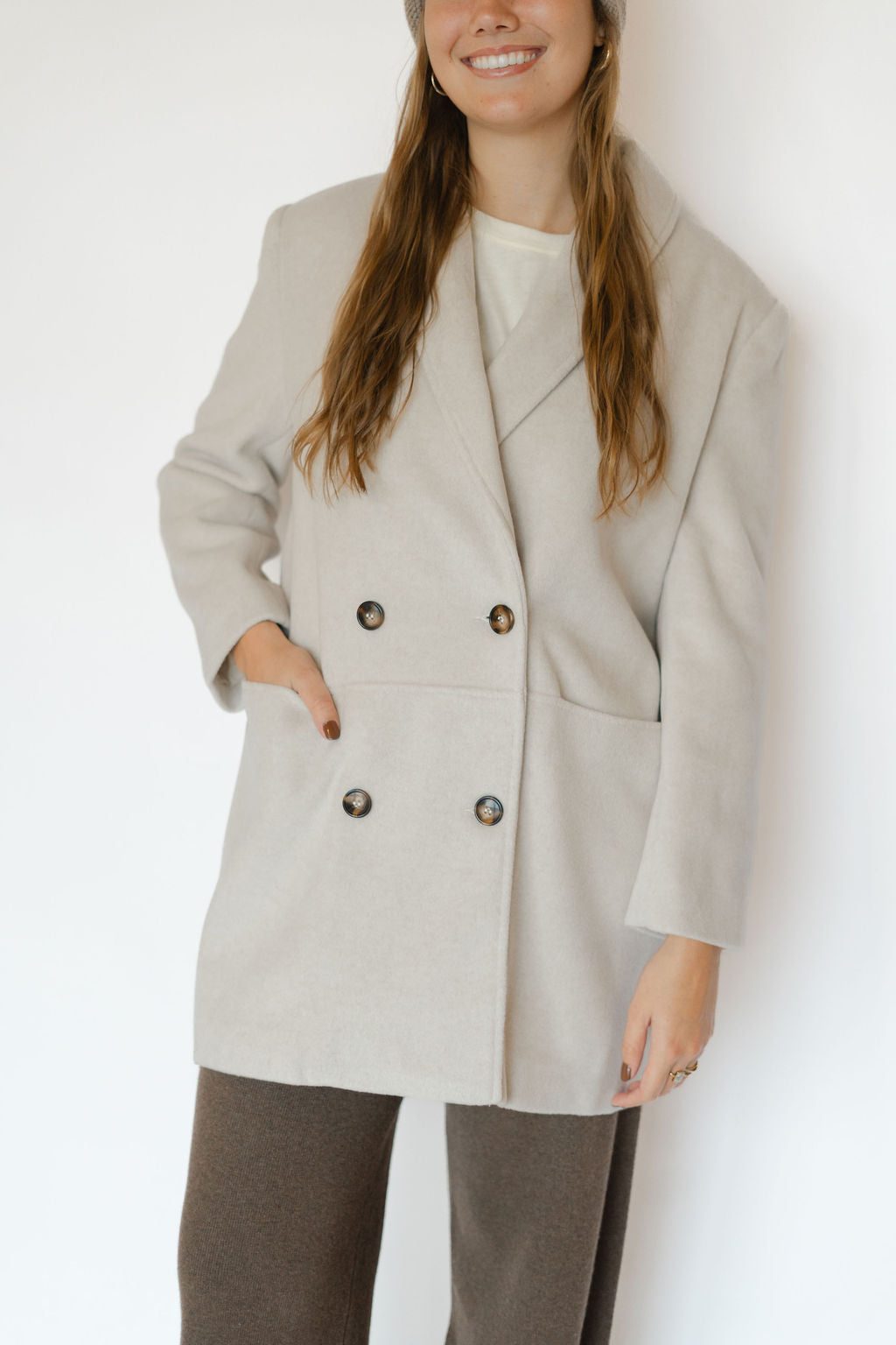 ADELAIDE COAT-OFF WHITE