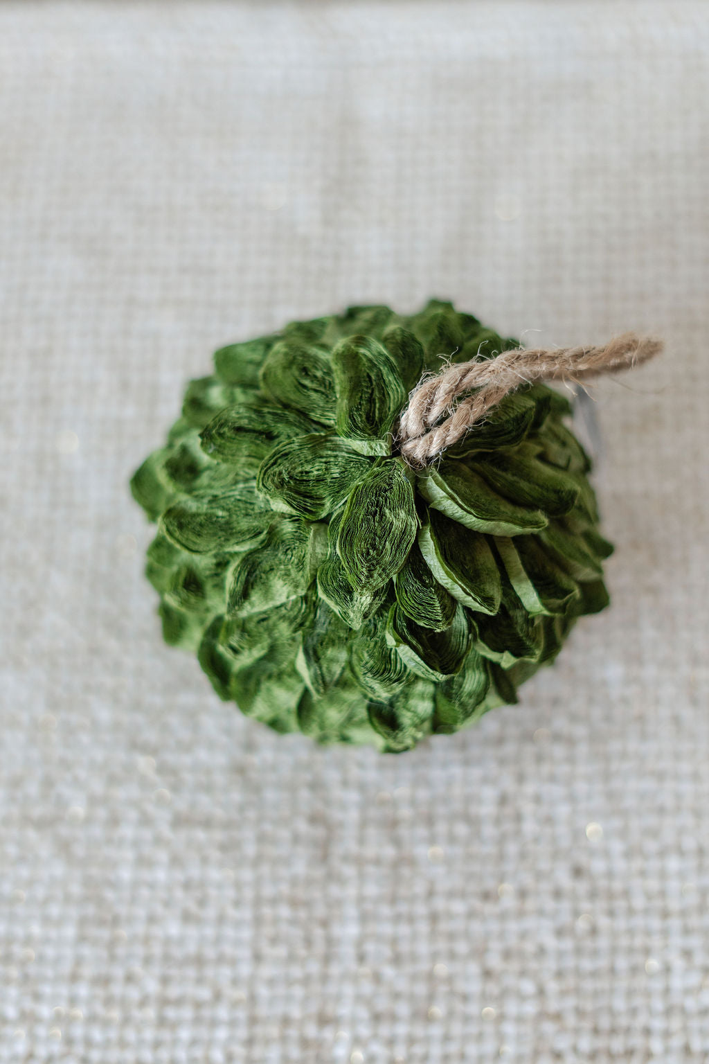 4.25" GREEN PETAL LEAF ORNAMENT