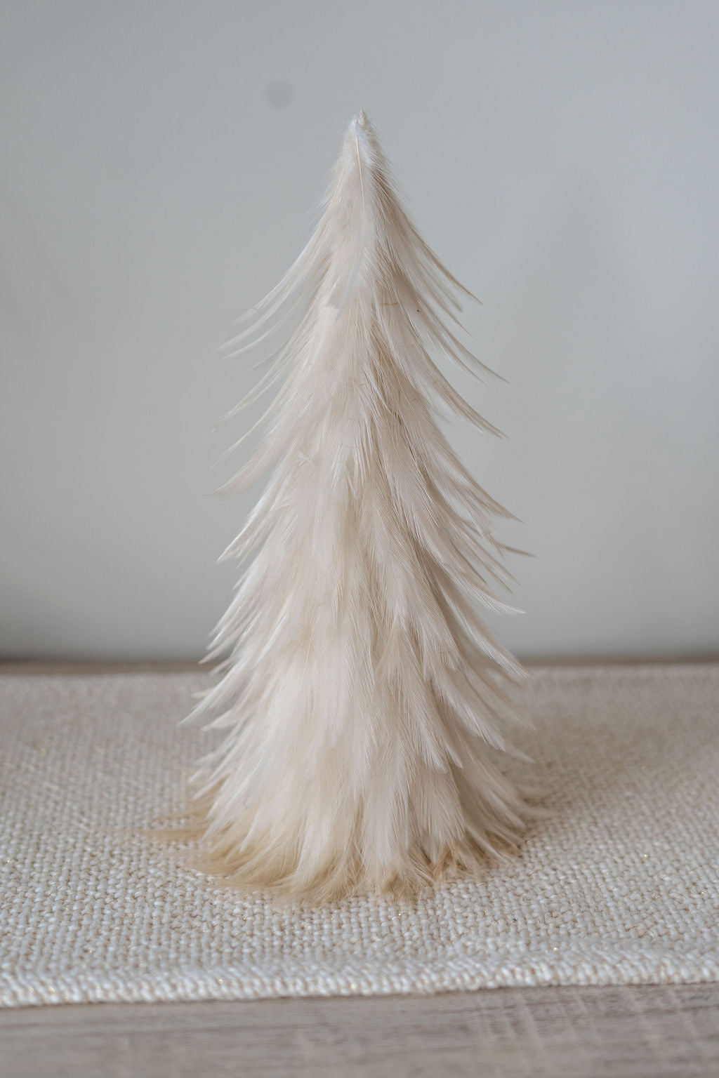 CREAM FEATHER TREE-MED