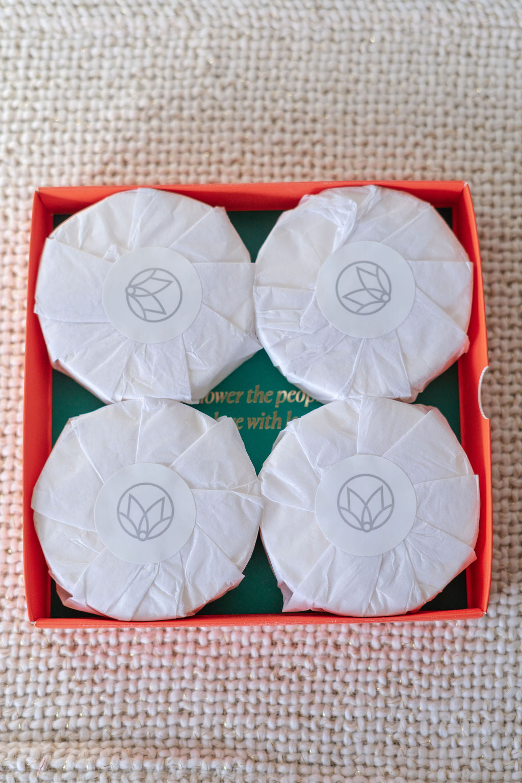 PEPPERMINT & ROSEMARY SHOWER STEAMER