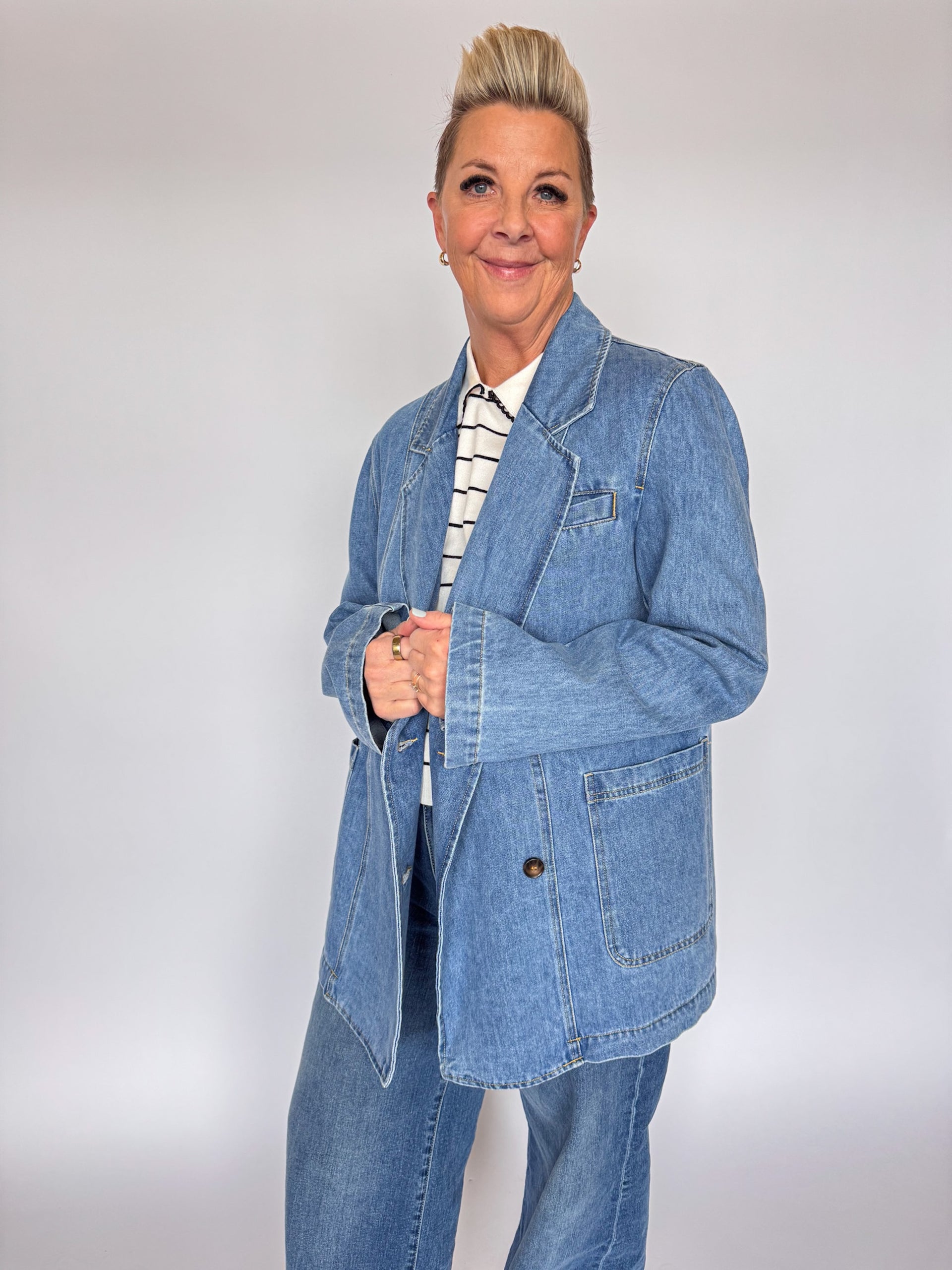 BRANDI BLAZER JACKET