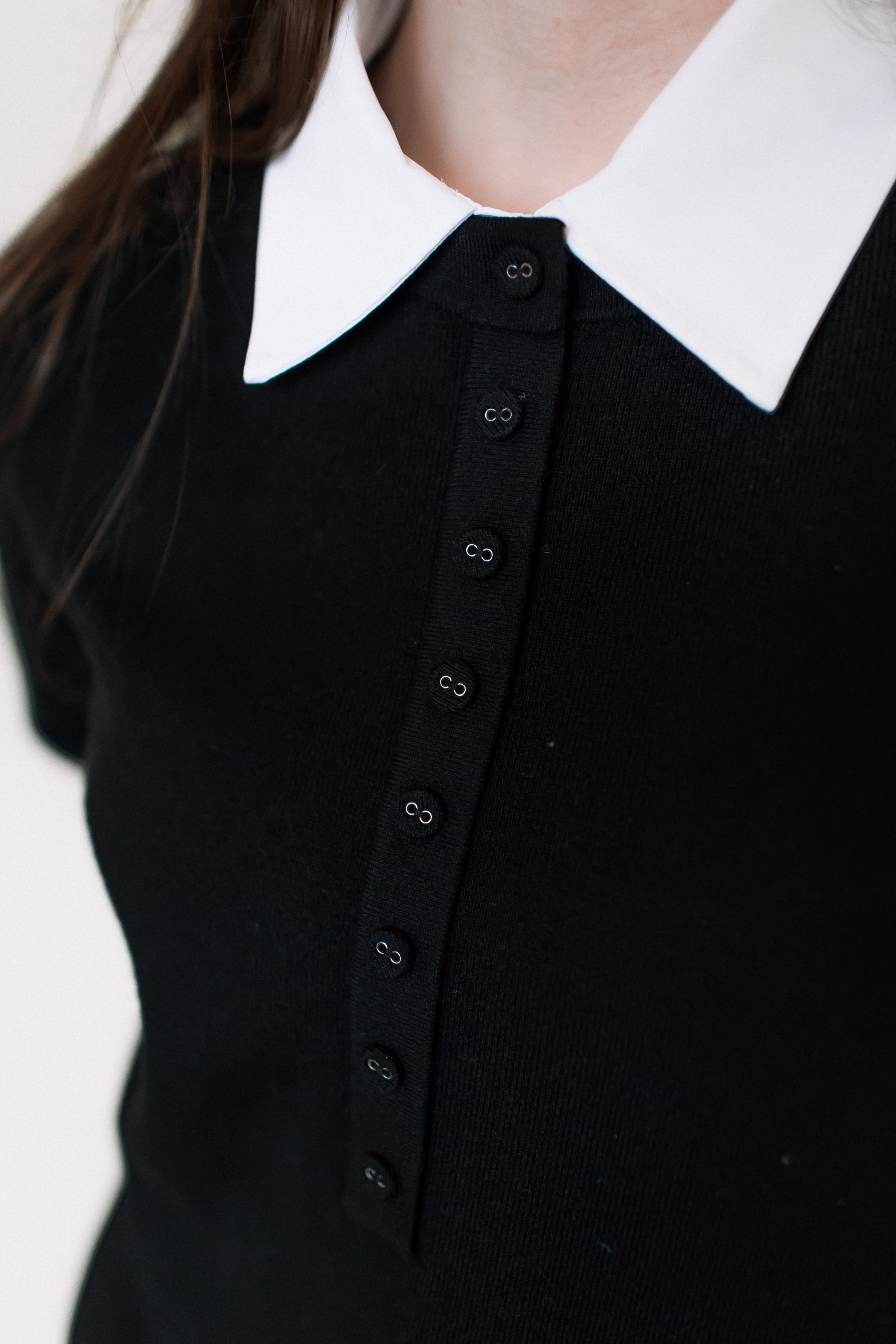 THE LORNE SWEATER-BLACK