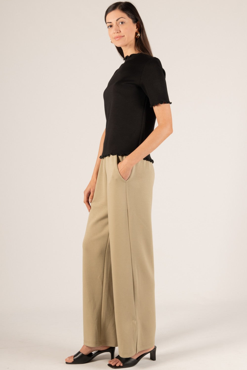 HAZEL MOCK NECK SHORT SLEEVE TOP