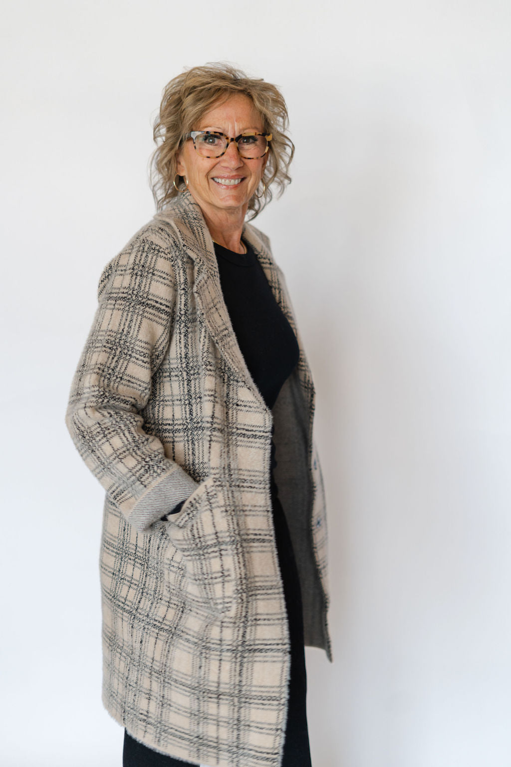 SAVANNAH COATIGAN-BEIGE PLAID