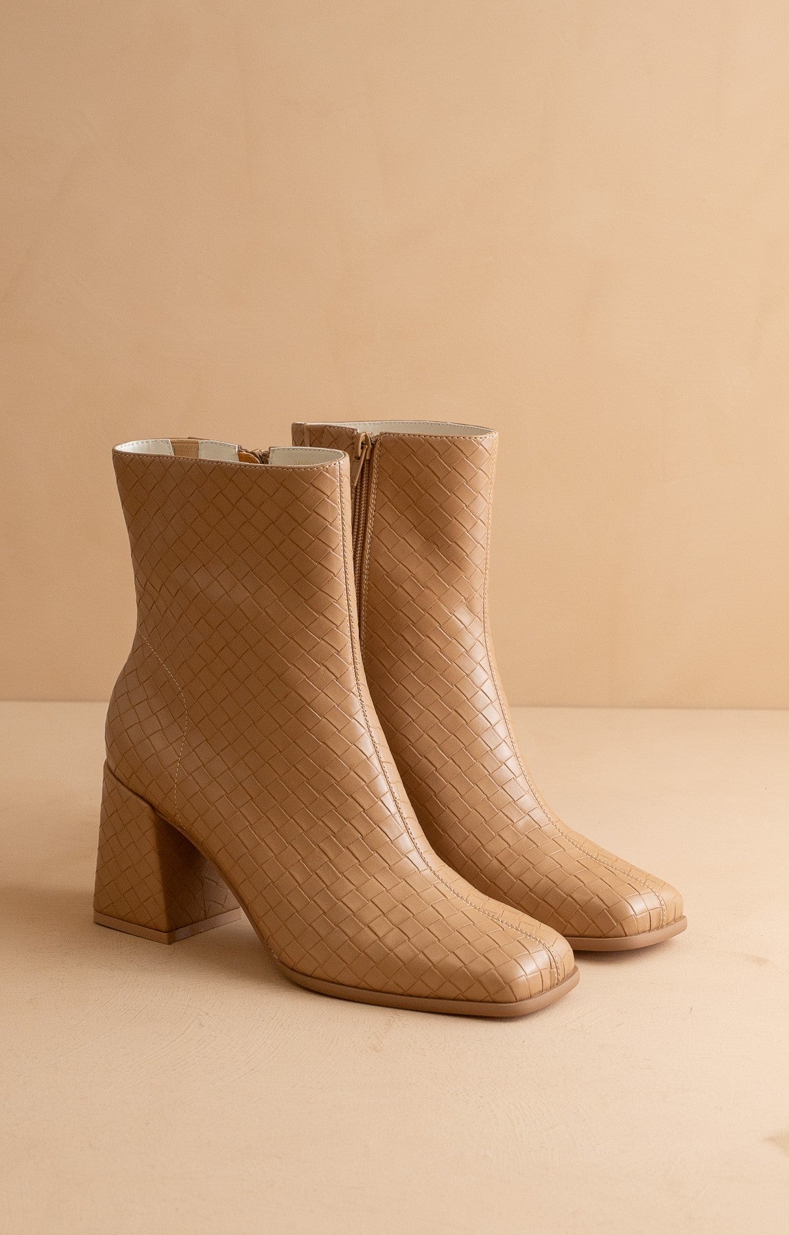 THE DEMI BOOT