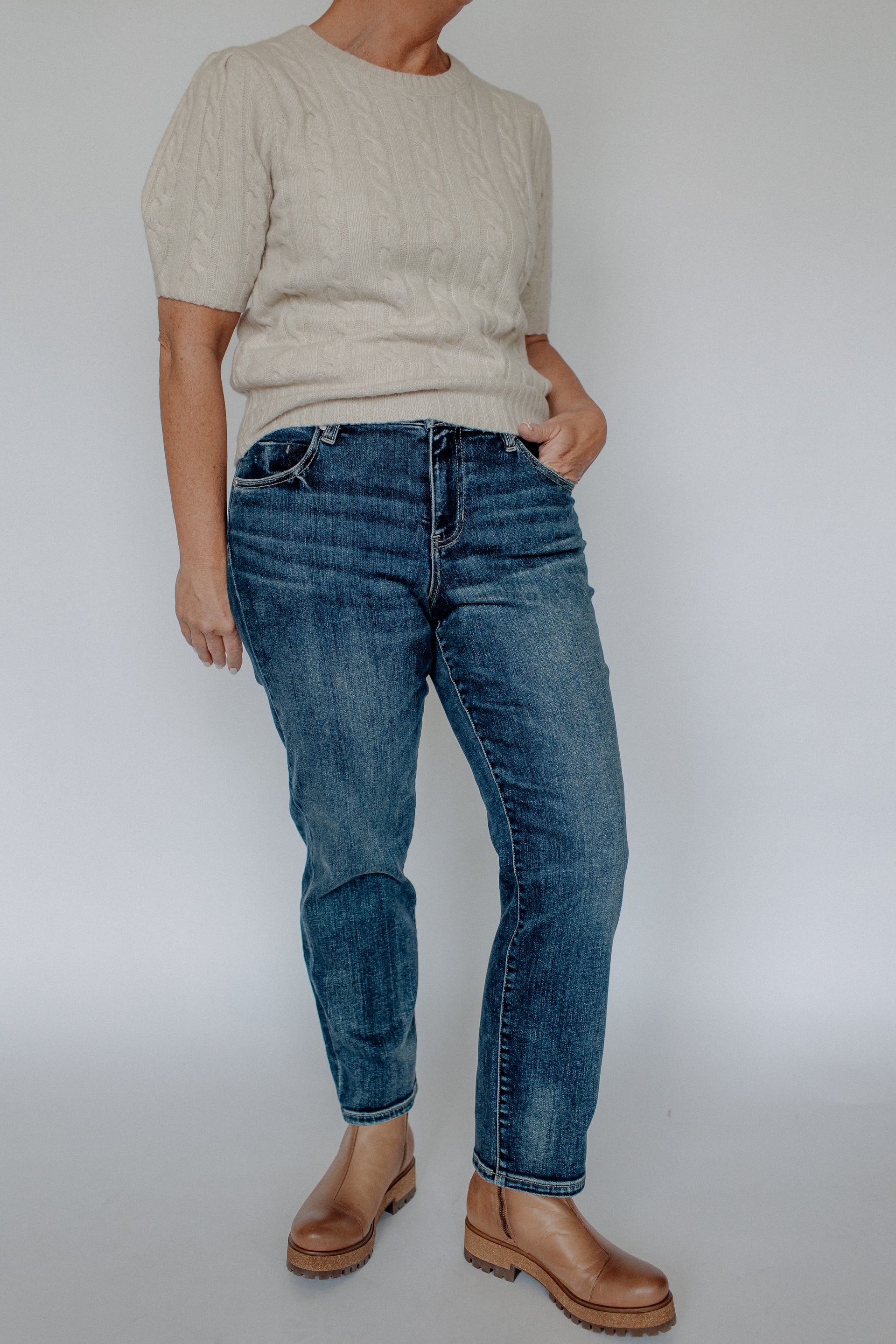 LIV NON SKINNY SKINNY 28" INSEAM-WELLS COLOR